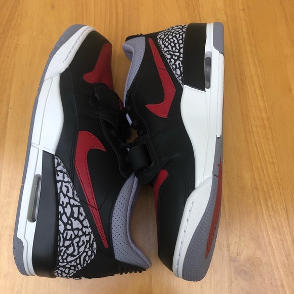 Air Jordan Legacy 312 Low BRED Cement - Picture 3 of 5